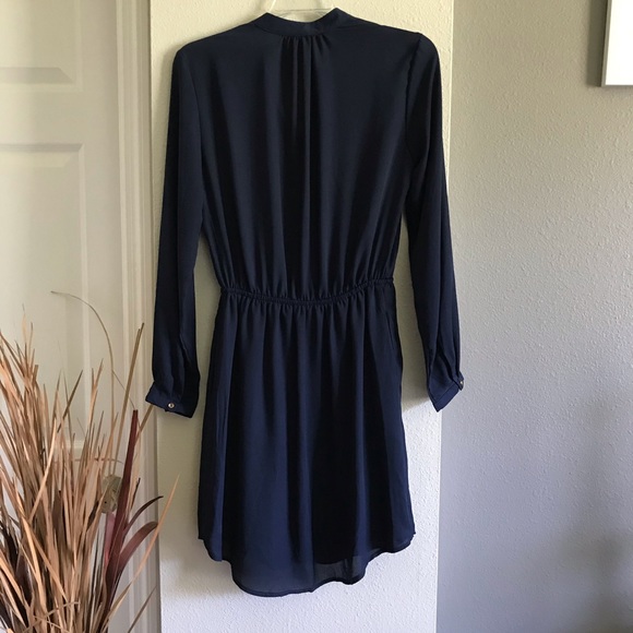 📫 SOLD 📫    Navy Dress Small - Picture 2 of 7